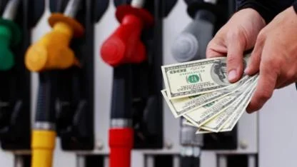 Trump Tehdit Etti, Petrol Fırladı: Akaryakıtta İptal Edilen Zam Katlanarak Geri Geldi!