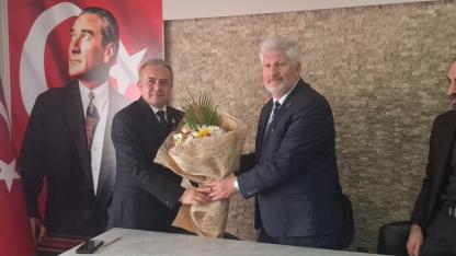 Zafer Partisi'nde Görev Değişimi: Yeni İl Başkanı Ahmet Uslu Oldu