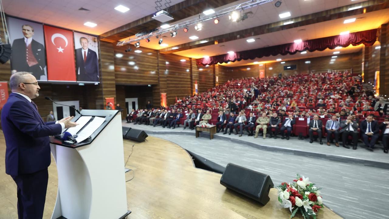 Van’dan Çarpıcı Mesaj! “Terörsüz Türkiye’nin Kapısı Açıldı” Sözleri Gündem Oldu